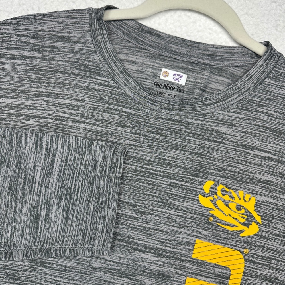 Nike LSU Tigers Team Issued T-Shirt Mens XL Grey Long Sleeve Dri-FIT Space Dye